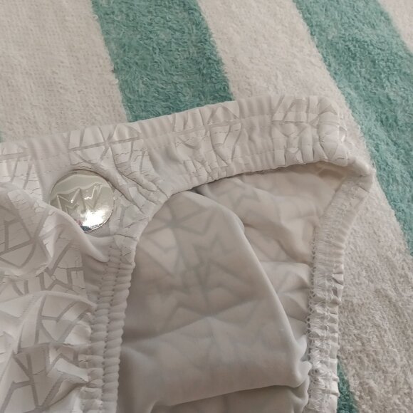 (*) VINTAGE MODUS VIVENDI WHITE LOGO LOW-CUT SWIM BIKINI, SIZE "S" (Pre-Owned) - Picture 3 of 9